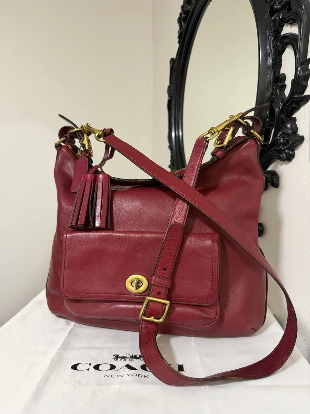 Coach 22381 Burgundy Leather Shoulder Bag with Tassel /long strap🎀